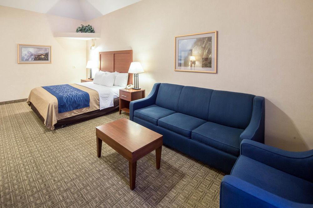 Hotel Wingate By Wyndham Anchorage Downtown - Ship Creek Exterior foto